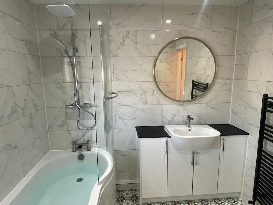 08259074-6cd8-4cb8-8dd8-e124c01ddc89